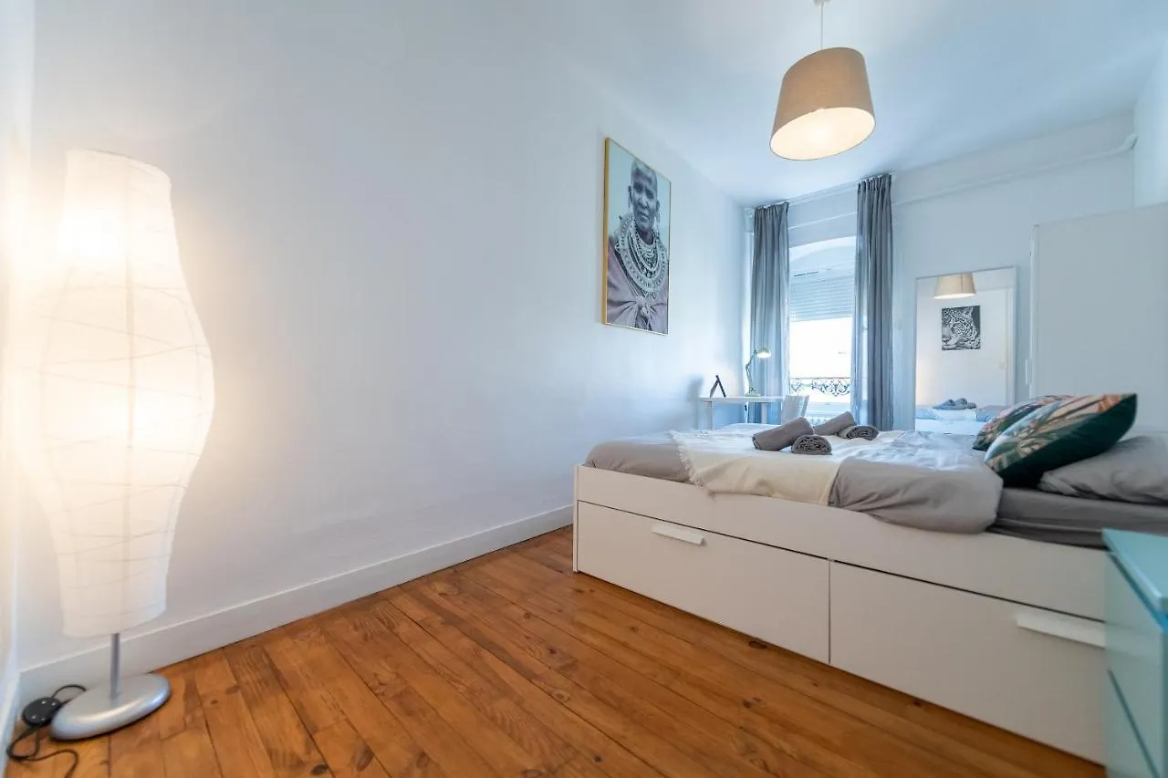 Apartment Kasa Zambeze - Spacieux - Wifi Saint-Etienne